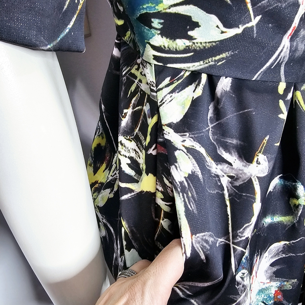 Funky Spring Jacket - Picture 5 of 11